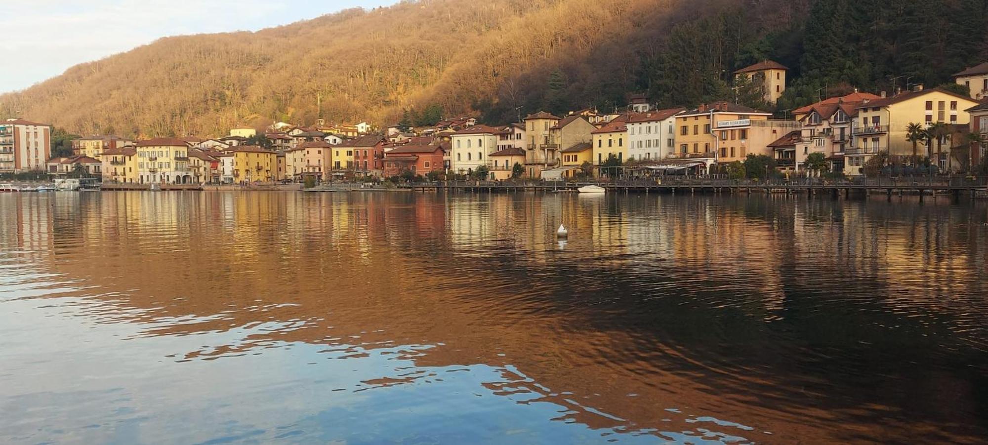 Rifugio Sul Lago Di Lugano A ปอร์โต เซเรซิโอ ภายนอก รูปภาพ