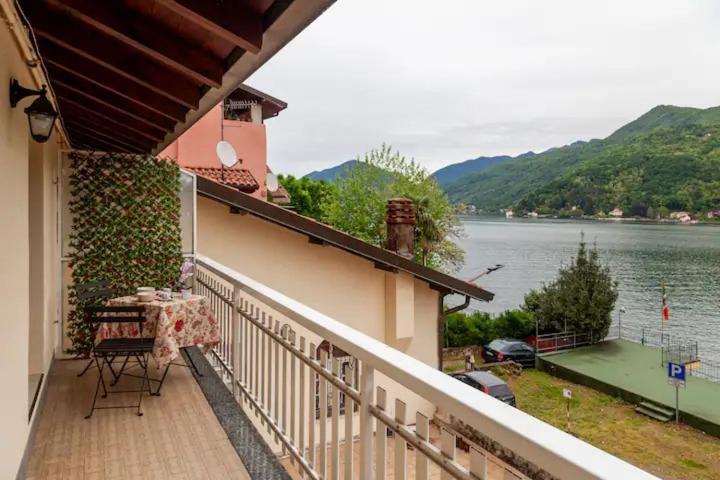 Rifugio Sul Lago Di Lugano A ปอร์โต เซเรซิโอ ภายนอก รูปภาพ